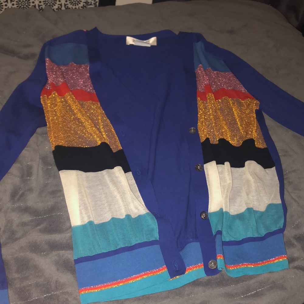 DIANE VON FURSTENBERG BUTTON DOWN SHEER TOP